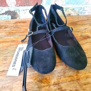 NWT No Boundaries Black Mary Jane Ballet Flats Size 7.5